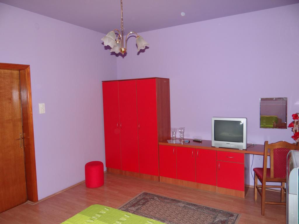 Nasa Tvrdava Guest Accommodation Novi Sad Exterior photo